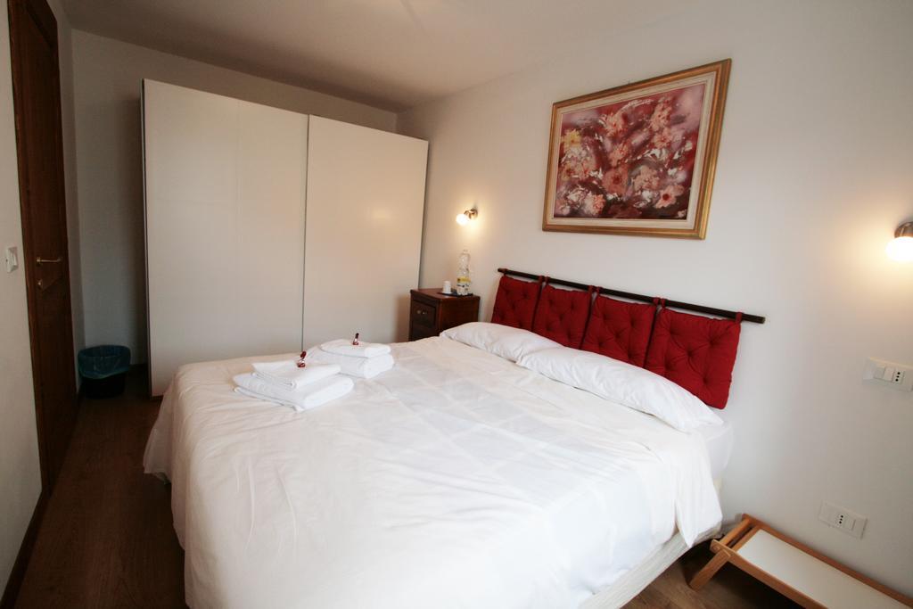 Affittacamere Nonna Leni Frisanco Habitación foto