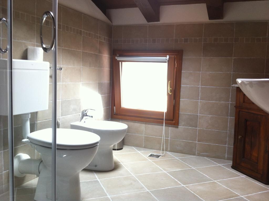 Affittacamere Nonna Leni Frisanco Habitación foto